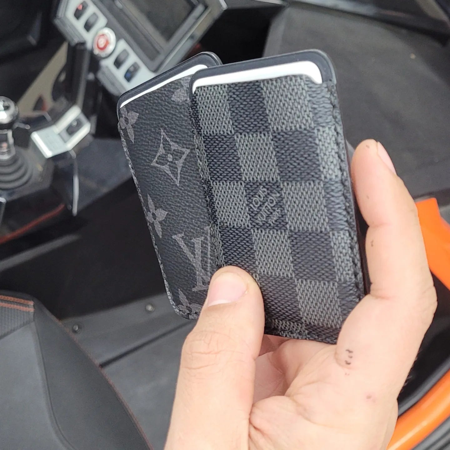 louis vuitton card holder price